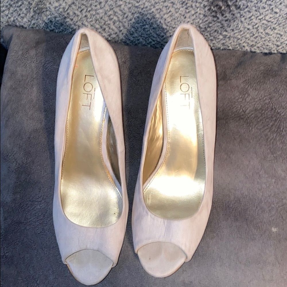 Loft Peep Toe Pumps Size 9.5 EUC